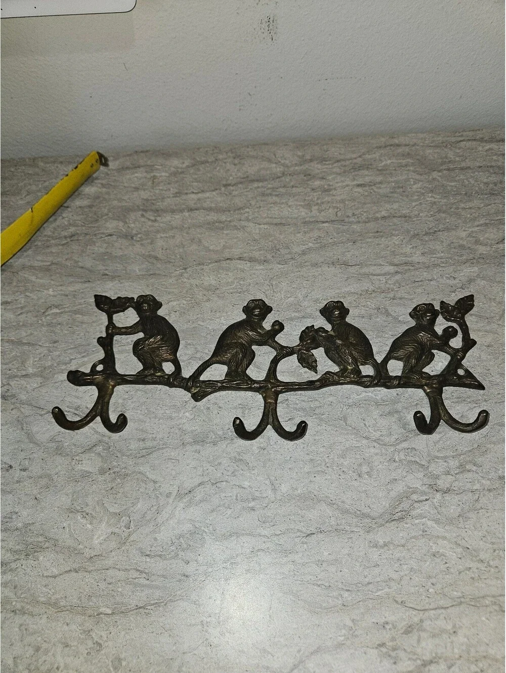 Vintage Cast Iron Monkey Wall Hook Rack with 3 Hooks